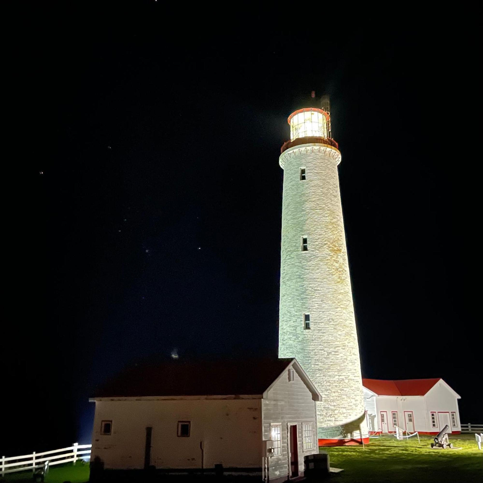 Du Phare 2*